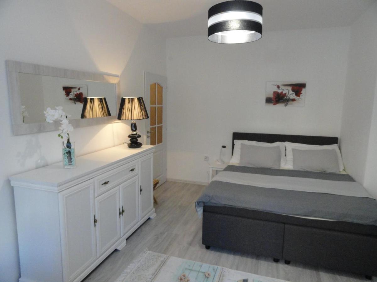 Apartmán Sluka Jilemnice Exterior foto