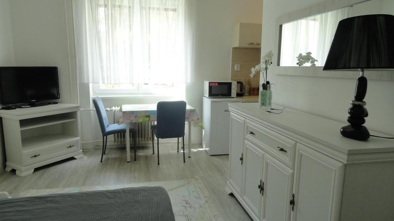 Apartmán Sluka Jilemnice Exterior foto